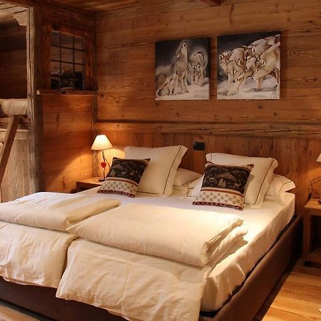 Les Trompeurs Chez Odette Bed & Breakfast Cogne Bilik gambar