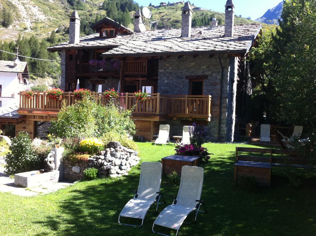 Les Trompeurs Chez Odette Bed & Breakfast Cogne Luaran gambar