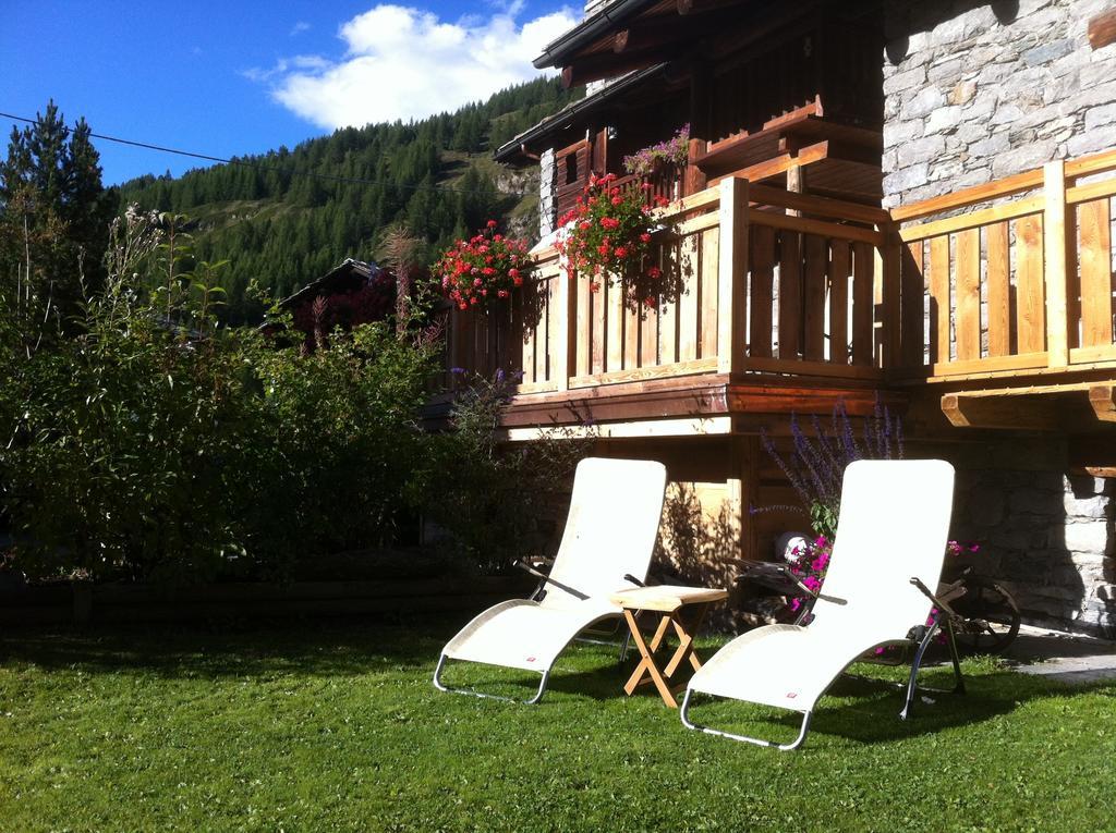 Les Trompeurs Chez Odette Bed & Breakfast Cogne Bilik gambar